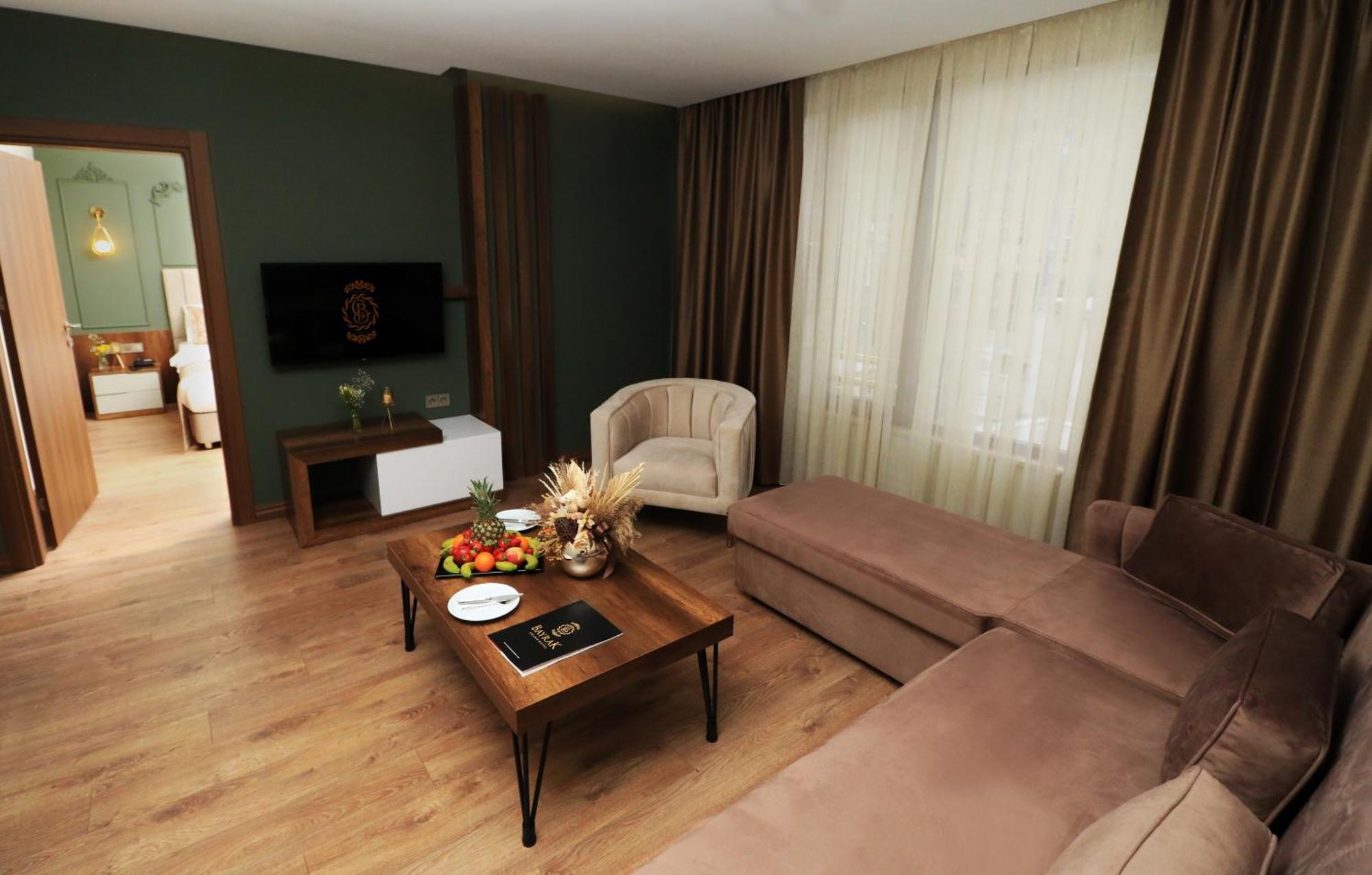 Bayrak Grand Hotel ترابزون المظهر الخارجي الصورة